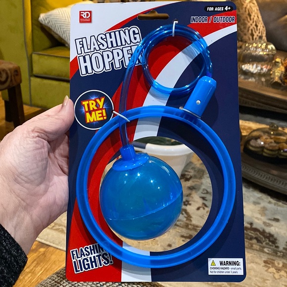 Flashing Hopper - Picture 1 of 1